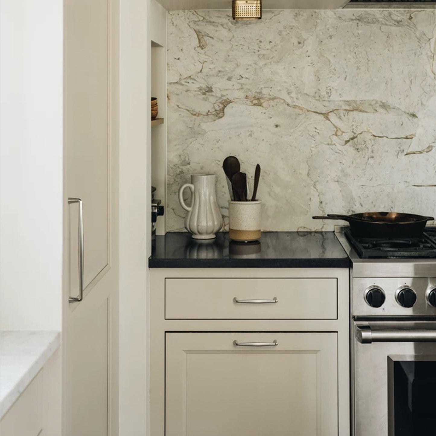 Brushed Nickel Cabinet Knob and Pull Minimalist